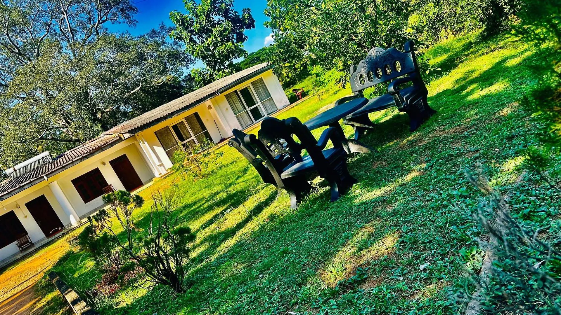 Golden Mount Hotel Kibissa Sri Lanka